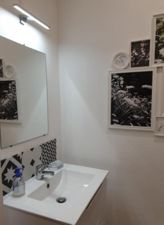 Studio Industriel De Steenia Vieux Port Apartment มาร์กเซย ภายนอก รูปภาพ